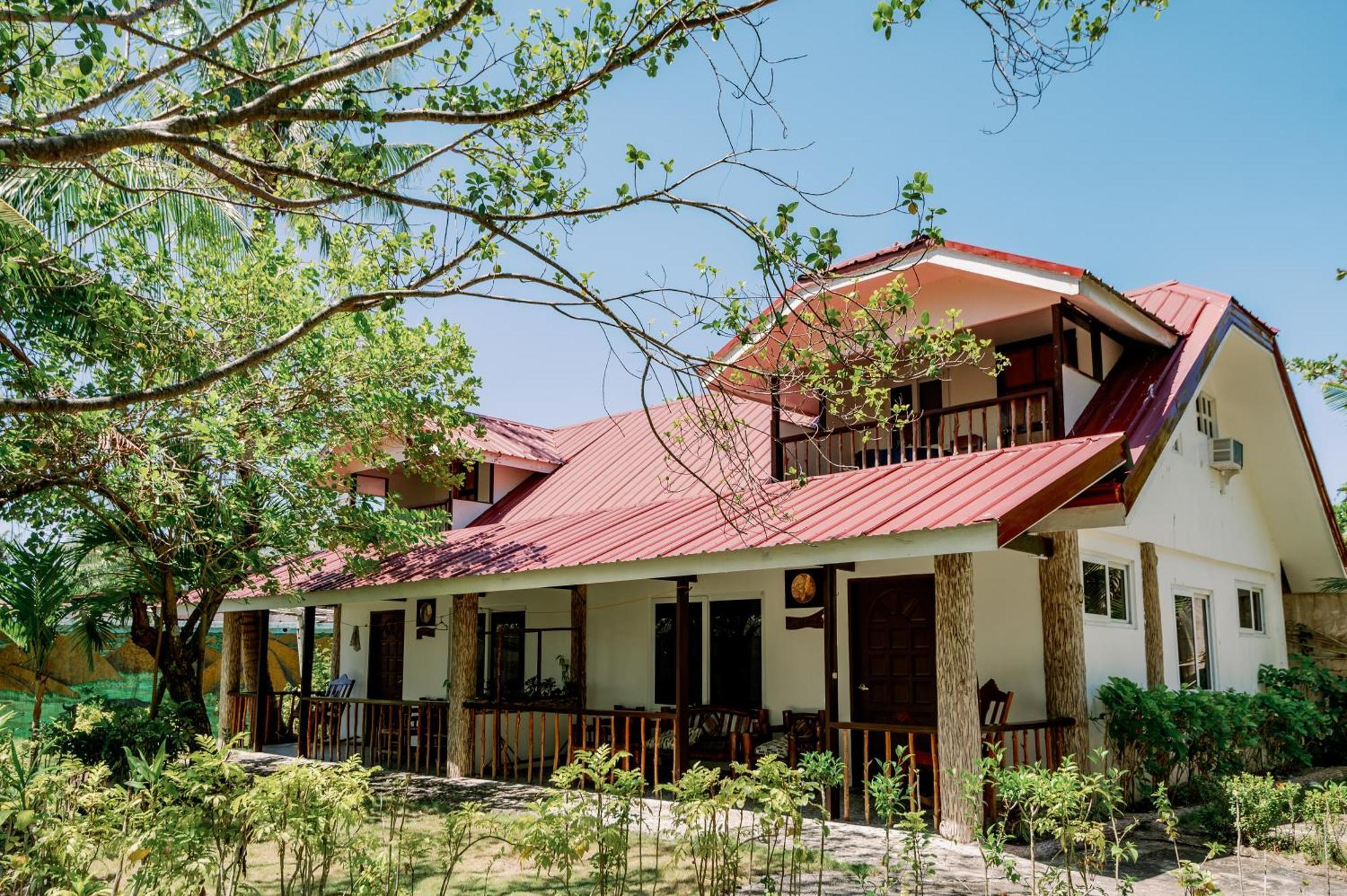 Polaris Beach And Dive Resort Inc Loon Экстерьер фото