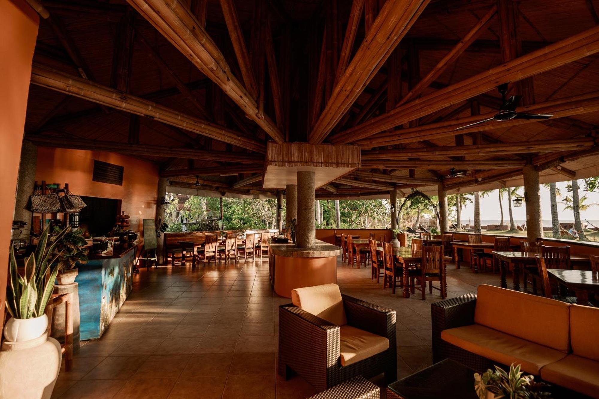 Polaris Beach And Dive Resort Inc Loon Экстерьер фото